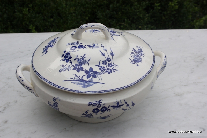 Antieke vintage soepterrine soupière GRAND BOUQUET Boch